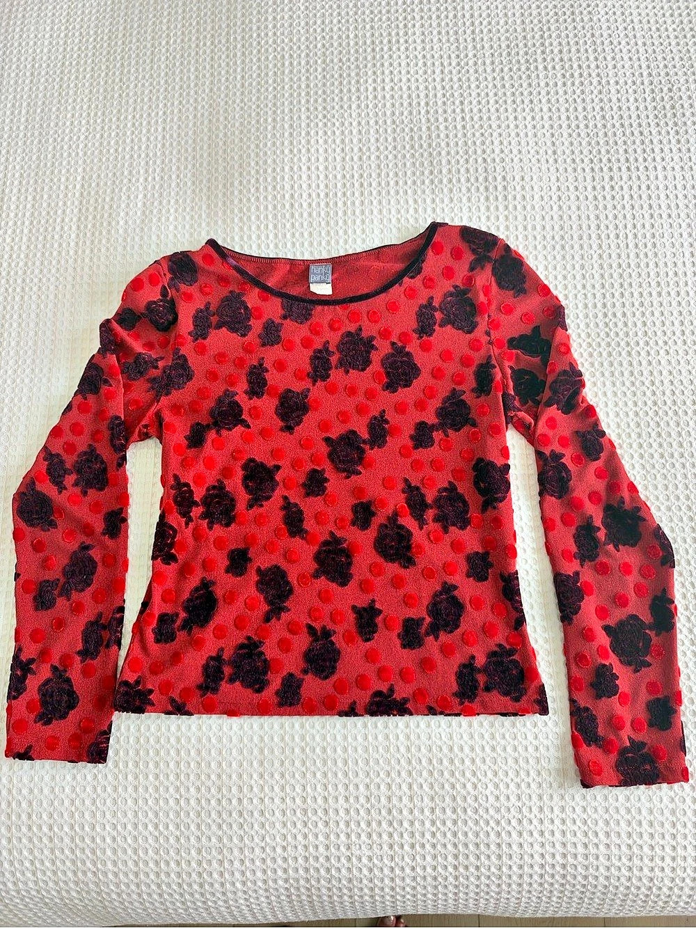 HOLIDAY READY!! 🎅🎄 Velvet Floral Long Sleeve Top in Red & Burgundy!